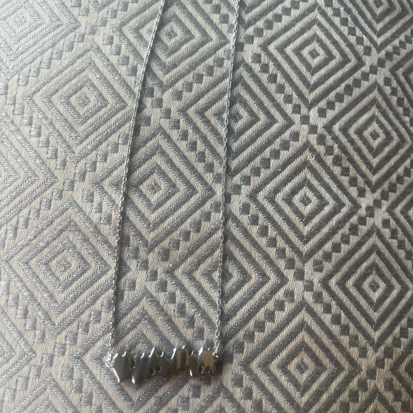 French Connection Silver Crystal Necklace NWT - Picture 4 of 7